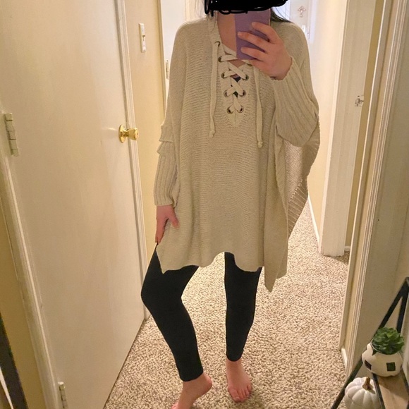 Sweater - Picture 2 of 4